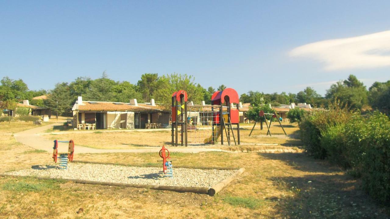 Отель Vvf Luberon Provence Мюр Экстерьер фото